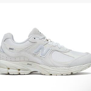 New Balance 2002R Men's Off-White / Light Gray Sneakers